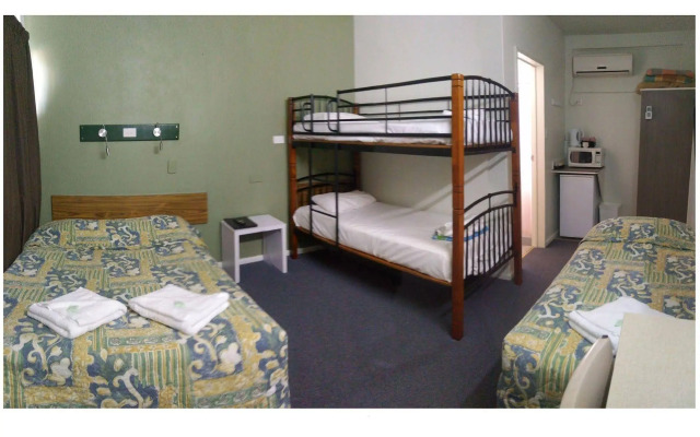 Hi-Way Motel Grafton - Digital & Contactless