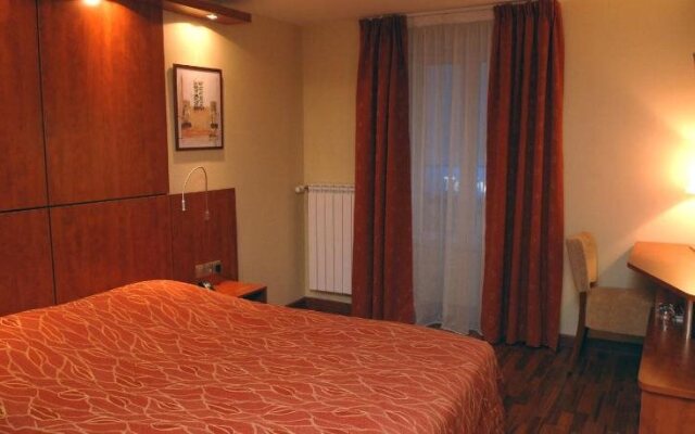 Hotel Restaurent Les Berceaux