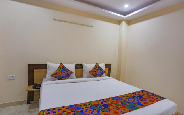 FabHotel Starlight Sanctuary