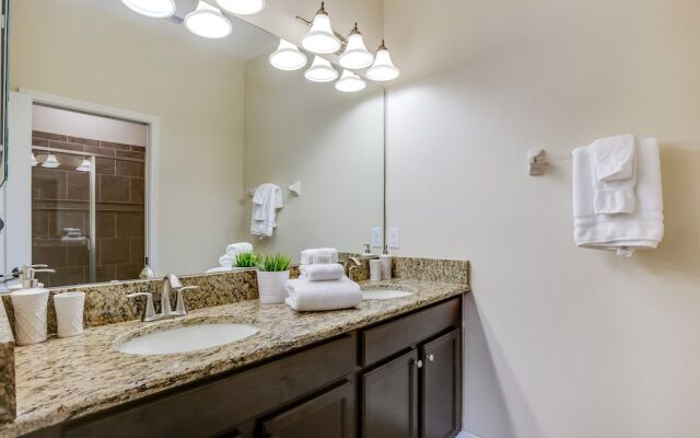 7 Bdrm5ba Spa, Game Room and Theater