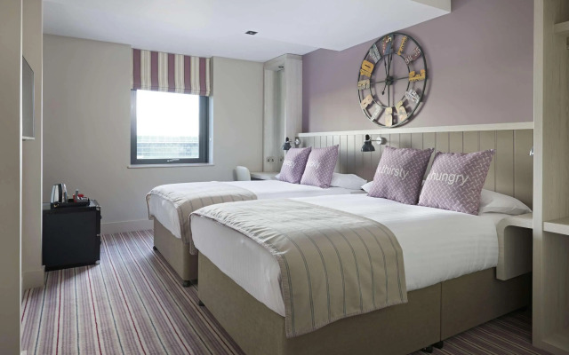 Village Hotel Edinburgh