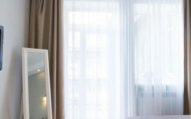 Studio LUX beside metro Universytet, Pushkinska - Chernyshevska str. 95-5