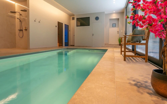 The Newport LOdge