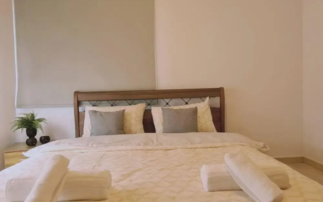 73 LCA - Stay Novel Apartment