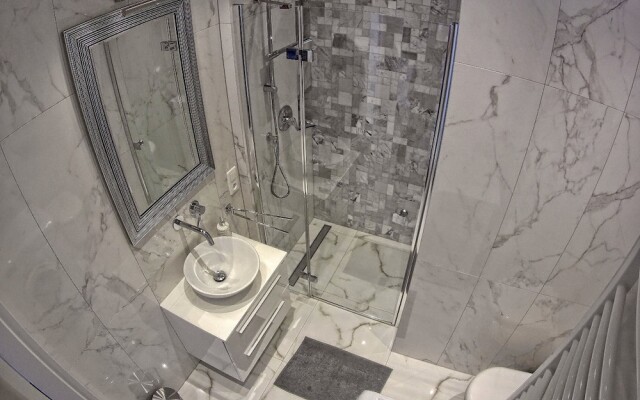 Riverside Blues by Cracow Moods