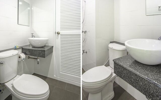 OYO 601 C W Mansion Phuket