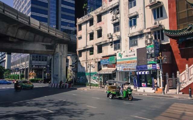 YHA Bangkok Downtown at Station S3 - Hostel