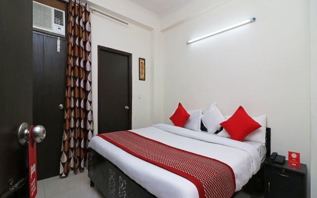 OYO 13046 The City Hospitality