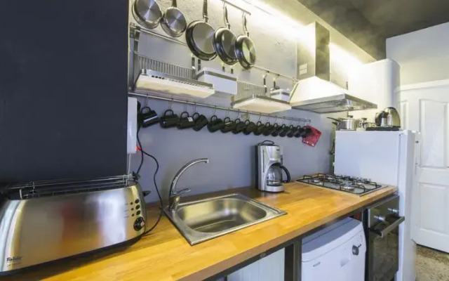 Haus Capsule Galata