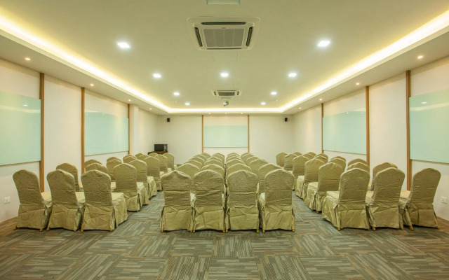 Bzz Hotel