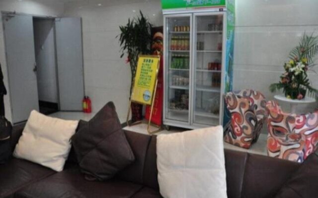 Youth Sunshine Hotel