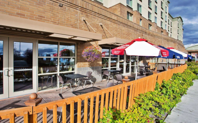 Crowne Plaza Anchorage Midtown by IHG