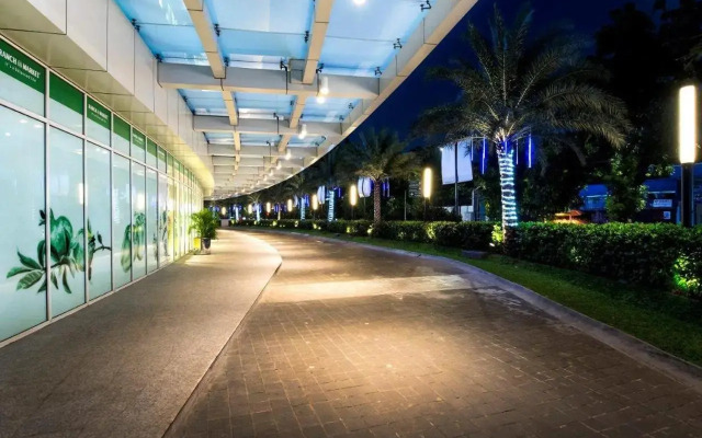 Oakwood Suites La Maison Jakarta