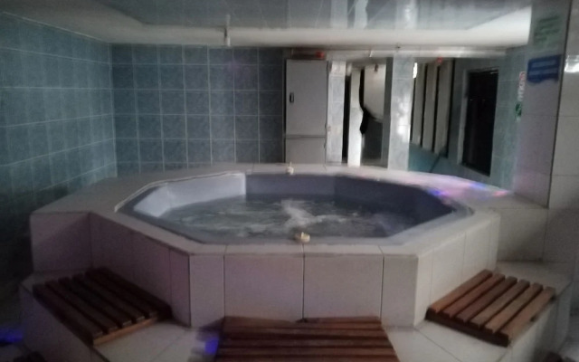 Water Palace Hostal
