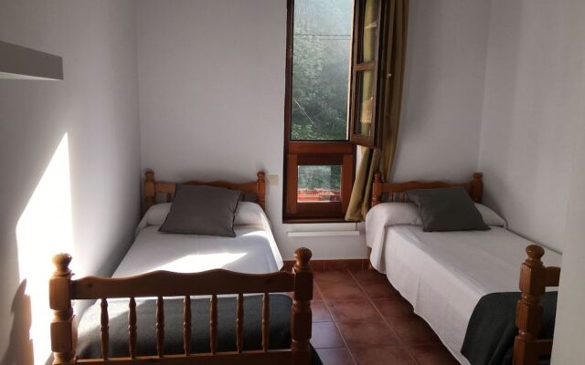 Albergue Cabrales - Hostel