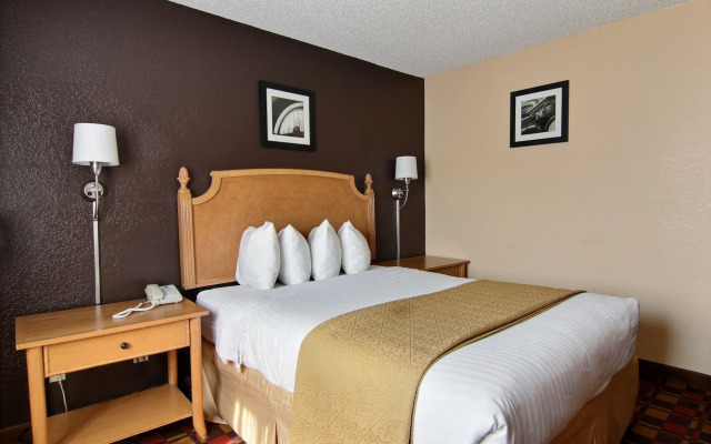 Quality Inn Hall of Fame