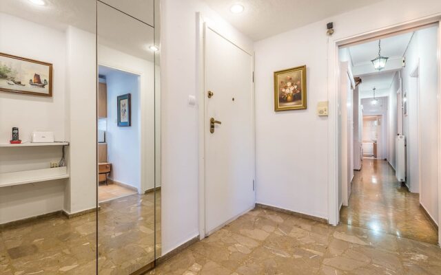 3 Bedroom Apartment In Palaio Faliro