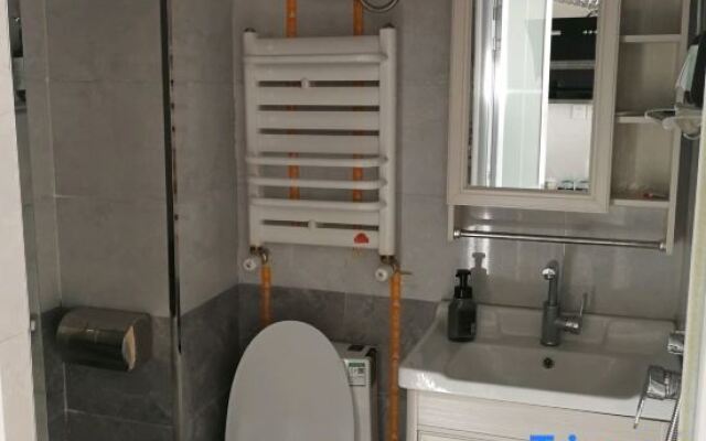 YunLing Business Hotel