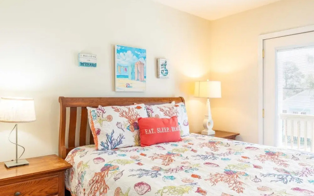 Sandys Beach House by Tybee Vacation Rentals