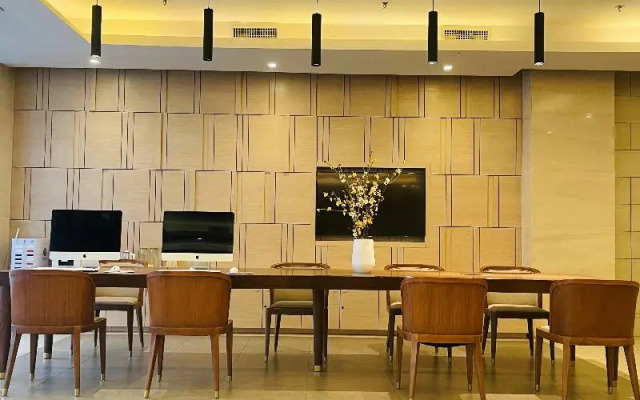 Ji Hotel Shenyang North Station