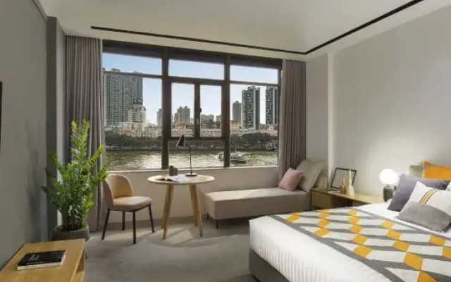 Lingju Chuangxiang Apartment