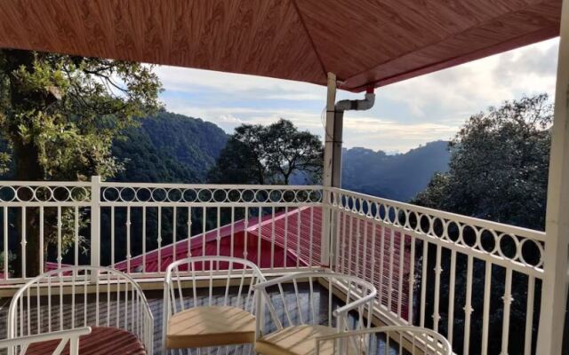 Oakwood Forest Retreat