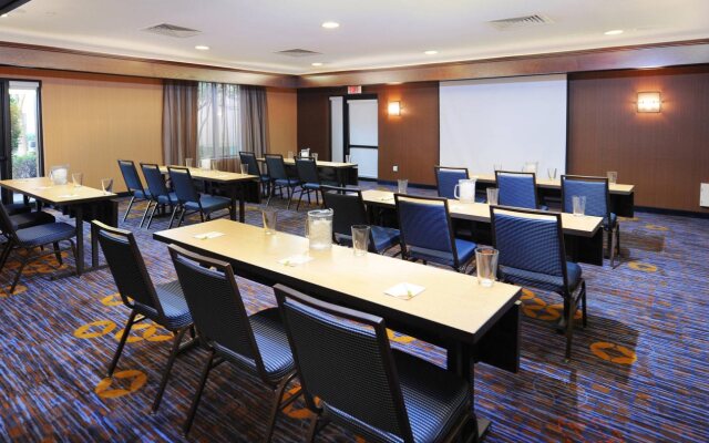 Courtyard by Marriott Dallas Plano in Legacy Park