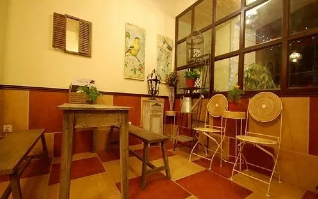 Soho Bund Youth Hostel