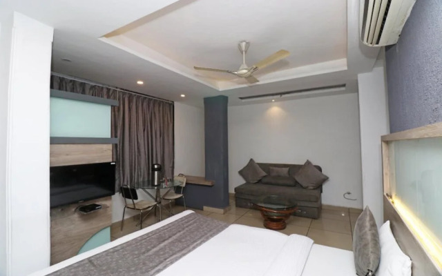 Hotel Abhilasha by OYO Rooms
