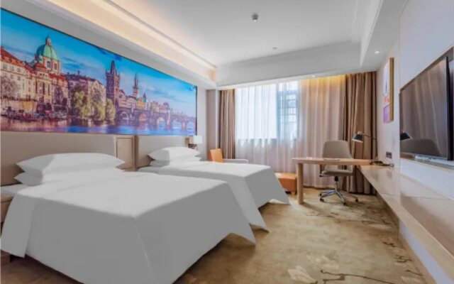 Vienna Hotel (Dongguan Wangniudun Wanghong Hub City)