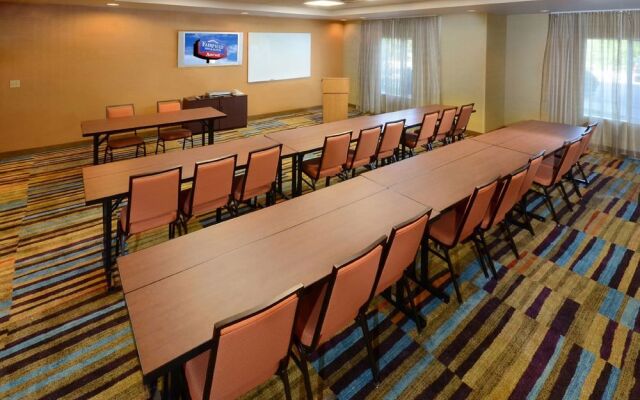 Fairfield Inn & Suites Roanoke North