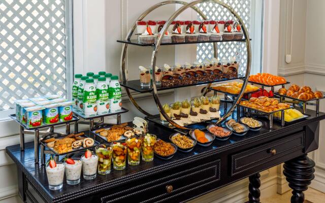 Hagia Sofia Mansions Istanbul, Curio Collection by Hilton