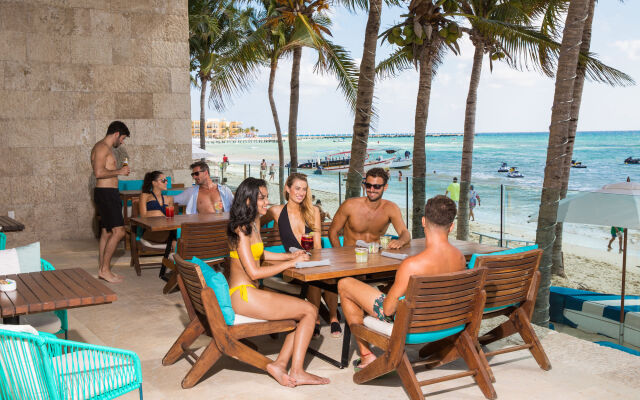 Thompson Playa Del Carmen Beach House