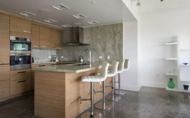 Luxury-Prime-2BR-Condo On Ocean Drive