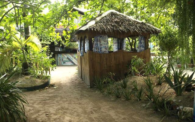The Sharks Tail Dive Center