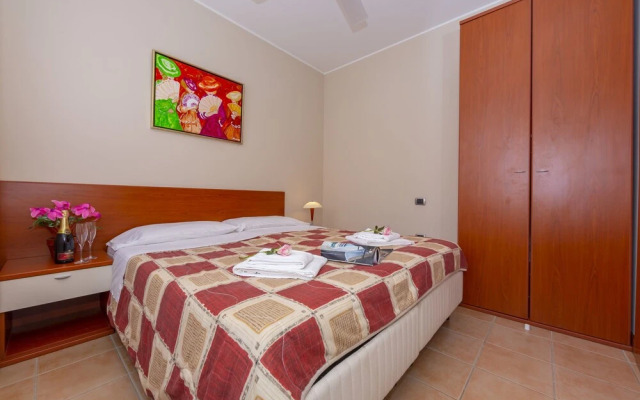 Porto Letizia Dalia 1