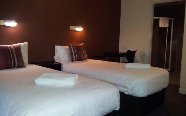 Urban Central Accommodation - Hostel