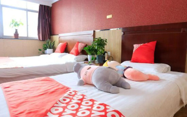 Zhumadian golden golden express hotel