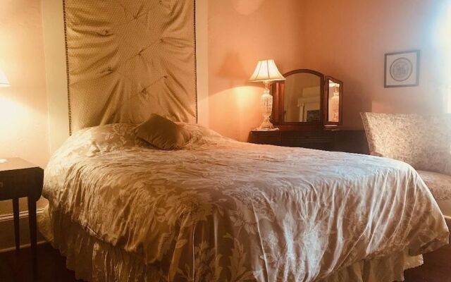 The Gibson House Inn