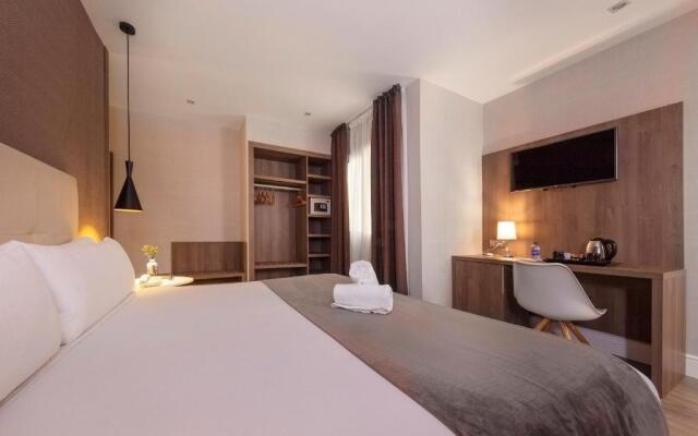 Hotel Oasis