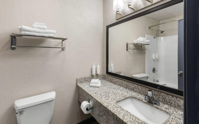 Days Inn by Wyndham Madisonville