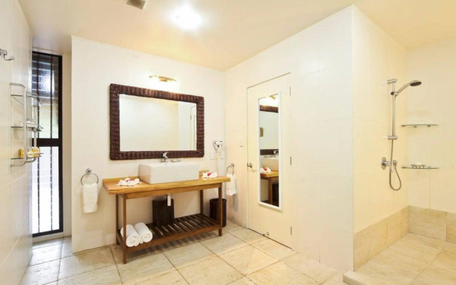 Sea Change Villas
