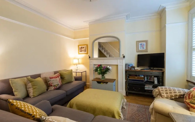 Charming Victorian Family Home in Wimbledon