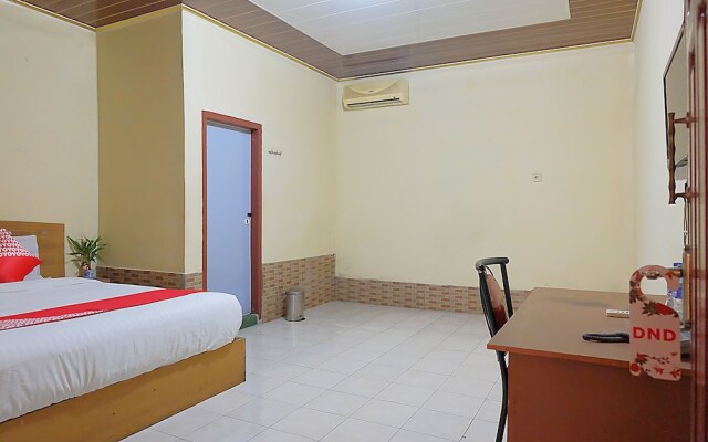 OYO 1590 Hotel Jambi Prima