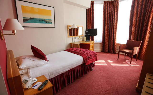 Royal Exeter Hotel