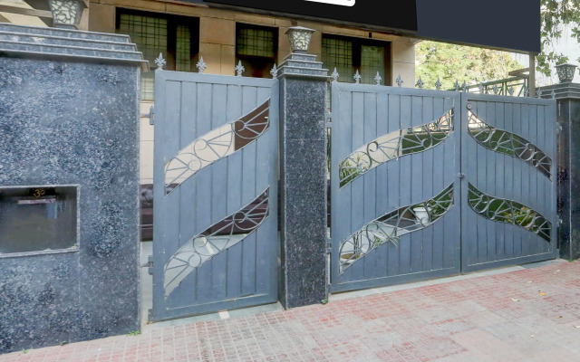 Super Townhouse Sushant Lok Phase 1 Formerly Hotel Neven