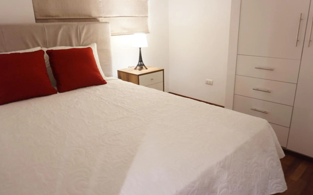 Casa Pillqu APARTAMENTOS PRIVADOS - 10min del Aeropuerto Lima PE