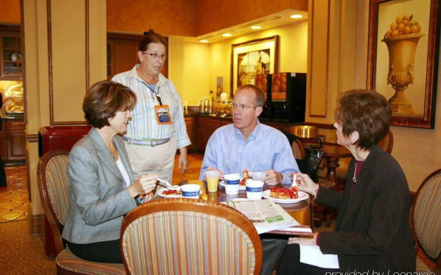 Hampton Inn & Suites St. Petersburg/Downtown