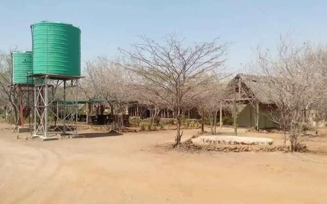 Liya Lodge and Campsite