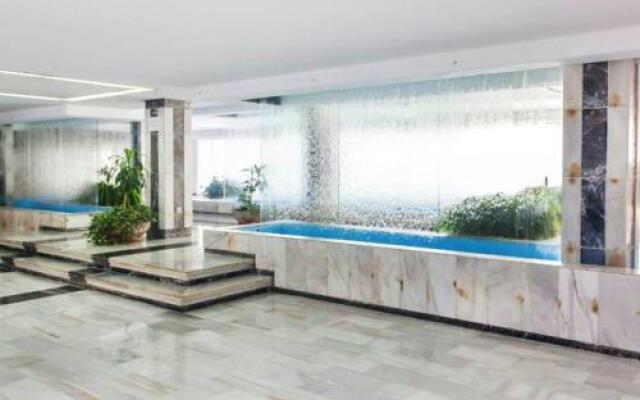 Studio Av. Gamonal, 12, 29630 Benalmadena, Malaga, Espana